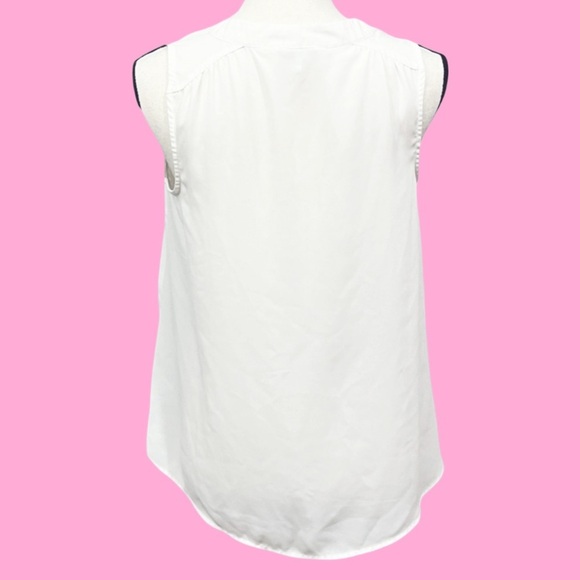 Jack Sheer Blouse - Picture 2 of 4